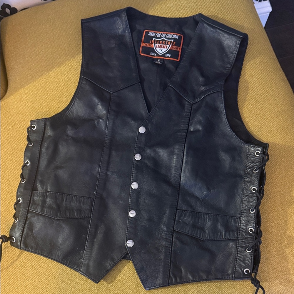 Interstate leather - lace up women’s vest 🎉 - Picture 2 of 14